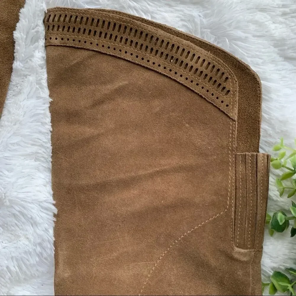 Vince Camuto | New In Box Size 6 Camel Karinda Leather Boots